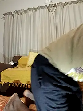 ruvisky online show from February 13, 2026, 9:15 pm