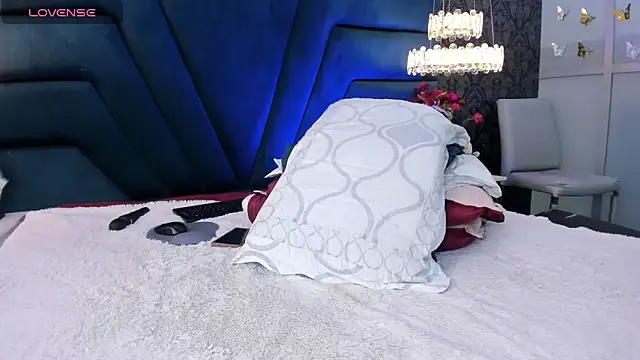 Snapshot of amandaaJones_ chatting on February 23, 2026, 7:25 pm amandaaJones online show from February 23, 2026, 7:25 pm