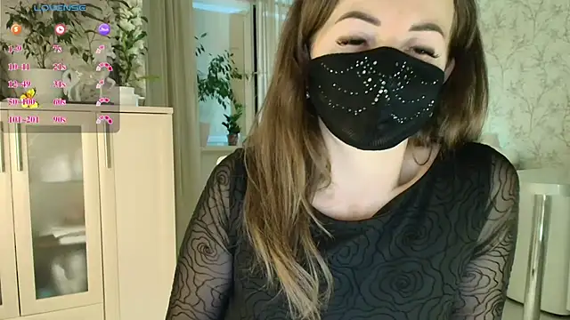 MilfeaN online show from May 8, 2026, 6:12 pm