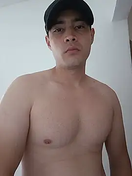 Mateo2803 online show from July 16, 2026, 7:22 pm
