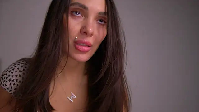 Snapshot of Mila_May_ chatting on January 22, 2025, 3:31 am Mila May online show from January 22, 2025, 3:31 am