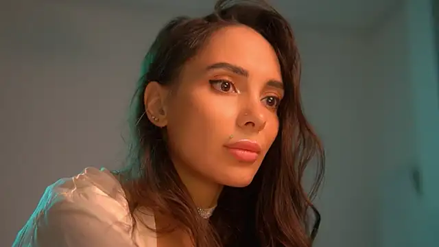 Snapshot of Mila_May_ chatting on September 14, 2025, 5:13 pm Mila May online show from September 14, 2025, 5:13 pm