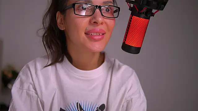 Snapshot of Mila_May_ chatting on January 26, 2025, 10:57 pm Mila May online show from January 26, 2025, 10:57 pm