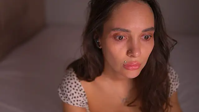 Snapshot of Mila_May_ chatting on February 19, 2025, 5:27 am Mila May online show from February 19, 2025, 5:27 am