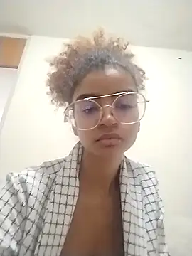 Emanuelle manu online show from September 28, 2025, 11:50 am