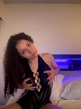 ladylavish online show from October 10, 2025, 5:41 am