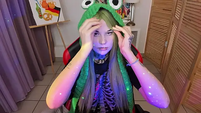 mekurisu online show from September 28, 2025, 1:23 am