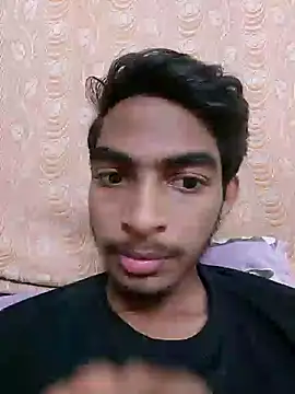 Snapshot of biggboyzz chatting on January 13, 2025, 7:11 am biggboyzz online show from January 13, 2025, 7:11 am