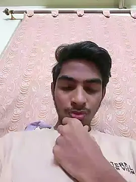Snapshot of biggboyzz chatting on January 14, 2025, 9:13 am biggboyzz online show from January 14, 2025, 9:13 am