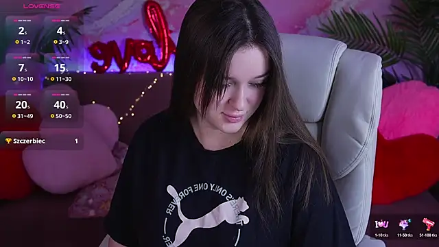 DonnaLustt online show from February 20, 2026, 6:48 am