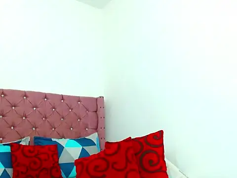 melanie candy doll online show from December 10, 2024, 2:05 am