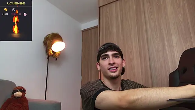 zenn rush1 online show from January 4, 2025, 12:38 pm