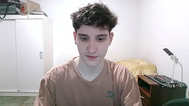 Spicylemon01 online show from May 12, 2026, 4:02 pm