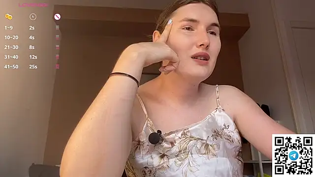 Maria Bowie online show from July 24, 2026, 4:03 pm