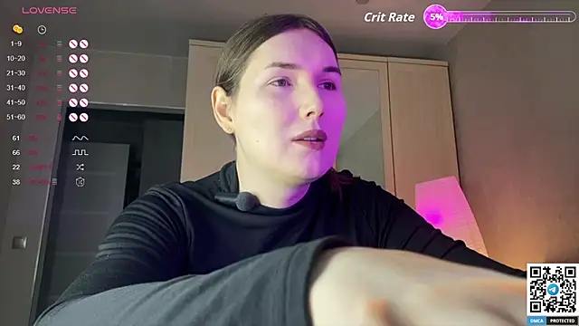 Maria Bowie online show from October 8, 2025, 7:32 am