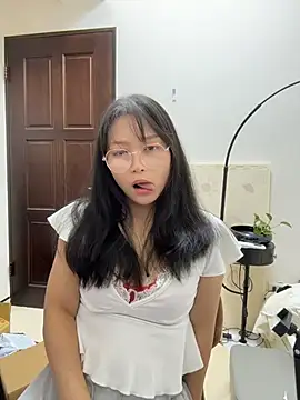 wt0314 online show from June 12, 2026, 3:04 am