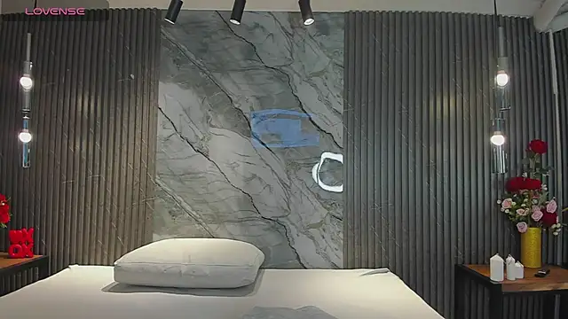 julietha taylor online show from March 20, 2026, 2:01 am