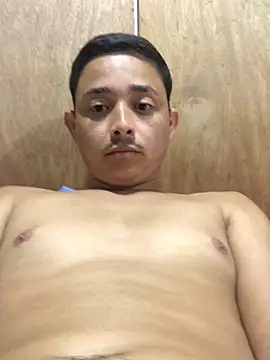 Snapshot of isacalejandroo chatting on March 12, 2025, 4:08 am isacalejandroo online show from March 12, 2025, 4:08 am