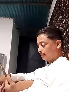 Snapshot of isacalejandroo chatting on February 25, 2025, 4:57 am isacalejandroo online show from February 25, 2025, 4:57 am