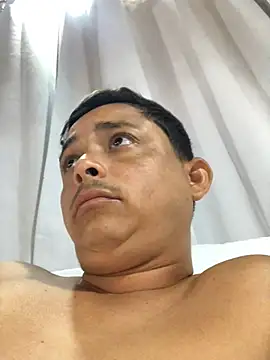 Snapshot of isacalejandroo chatting on March 8, 2025, 1:03 pm isacalejandroo online show from March 8, 2025, 1:03 pm