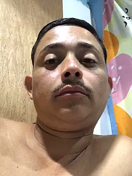 Snapshot of isacalejandroo chatting on March 2, 2025, 12:09 am isacalejandroo online show from March 2, 2025, 12:09 am