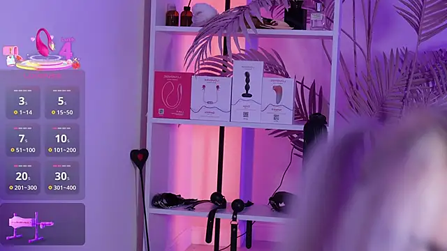 tiffannyjons online show from December 15, 2025, 6:03 pm