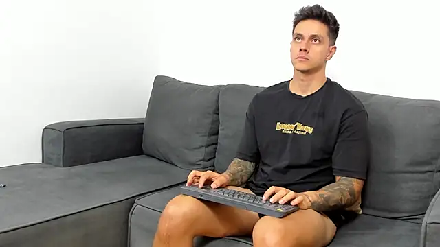 JeanBroc online show from September 27, 2025, 8:37 pm