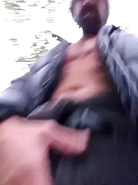 Snapshot of sinful_silvio chatting on January 5, 2025, 9:47 pm sinful silvio online show from January 5, 2025, 9:47 pm