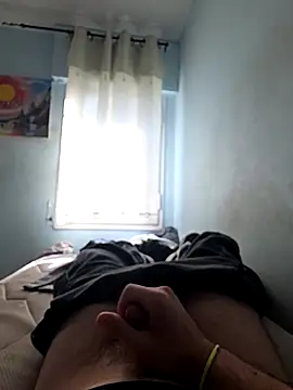 Chneor28 online show from February 4, 2026, 12:00 pm