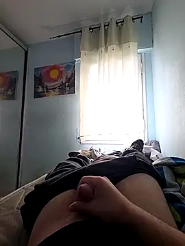 Chneor28 online show from February 2, 2026, 10:03 am