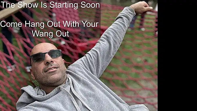 bear russian hunk online show from November 18, 2025, 3:15 pm