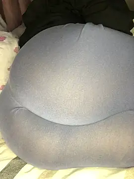 Sexyass242 online show from May 6, 2026, 6:23 pm