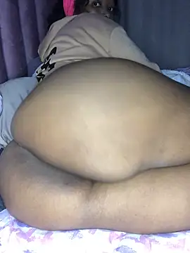 Sexyass242 online show from May 19, 2026, 5:42 pm