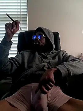 Txdarkmeat74 online show from December 5, 2025, 2:15 pm