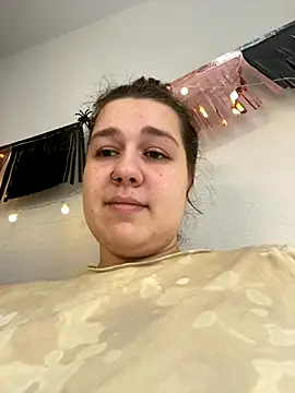 SuzieMurray online show from October 29, 2025, 10:14 am