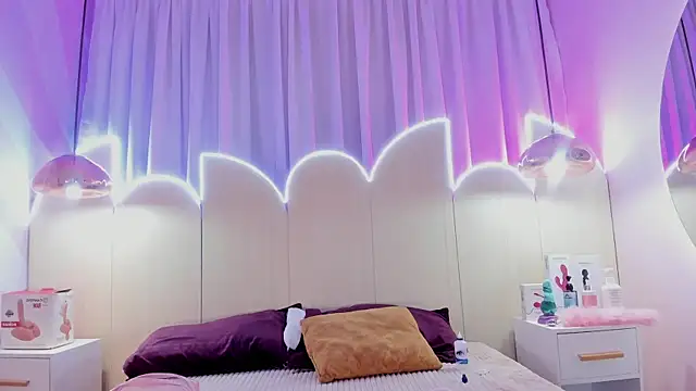 Laurentdupont04 online show from October 6, 2025, 3:08 am