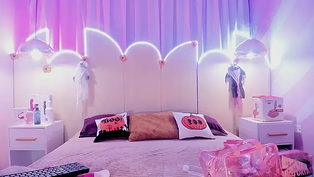 Laurentdupont04 online show from October 15, 2025, 3:05 am