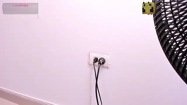 AlexaFoxy18 online show from March 5, 2025, 11:06 am