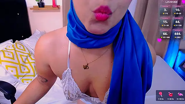 Snapshot of Kendra_Kait chatting on May 29, 2026, 11:38 am Kendra Kait online show from May 29, 2026, 11:38 am