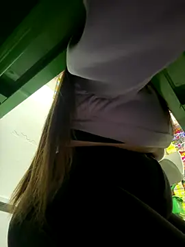 Tatiana O online show from October 5, 2025, 5:14 pm