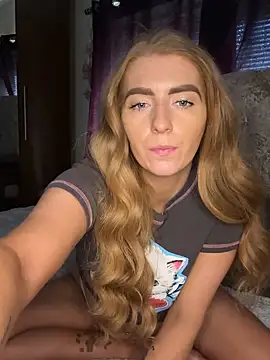 Summer Paige online show from March 10, 2025, 2:05 pm