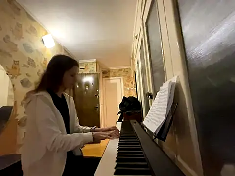 Eva Angel3 online show from October 1, 2025, 5:39 pm