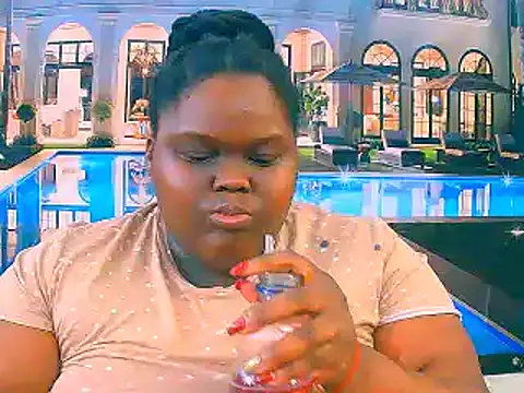 EbonyHotBuns online show from December 18, 2025, 6:34 pm