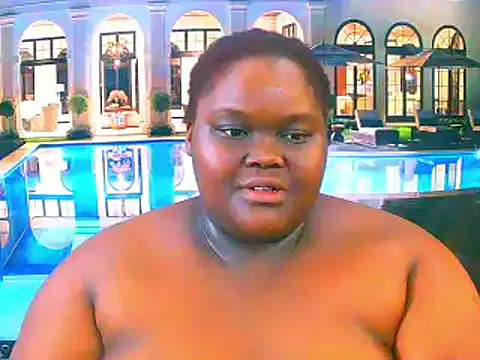 EbonyHotBuns online show from July 28, 2026, 7:39 pm