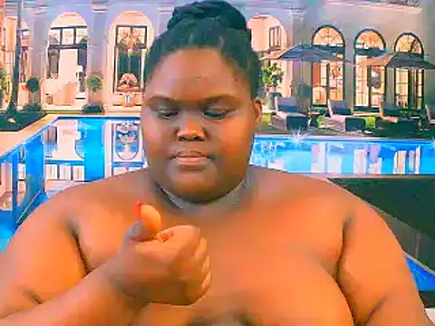 EbonyHotBuns online show from December 15, 2025, 8:58 pm