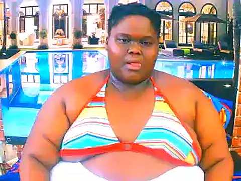 EbonyHotBuns online show from July 17, 2026, 11:35 pm