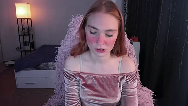 ReddHotPipper online show from February 14, 2026, 3:29 am