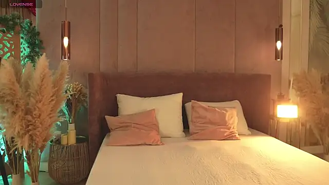 Snapshot of Smiley_Mia chatting on March 19, 2026, 5:29 am Smiley Mia online show from March 19, 2026, 5:29 am