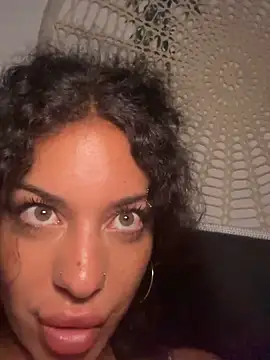 AlyssaHottv  online show from April 22, 2026, 10:05 pm