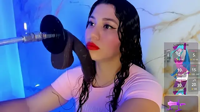 hade cute online show from April 30, 2026, 3:08 pm